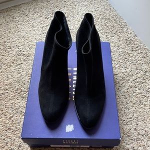 Stuart Weitzman Bootie size 8M